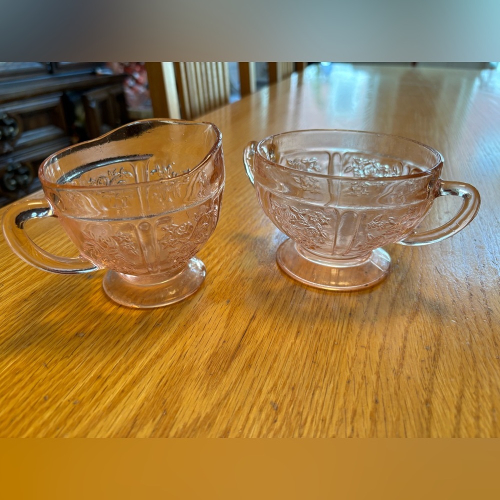 Federal Glass SHARON Cabbage rose Pink depression glass
